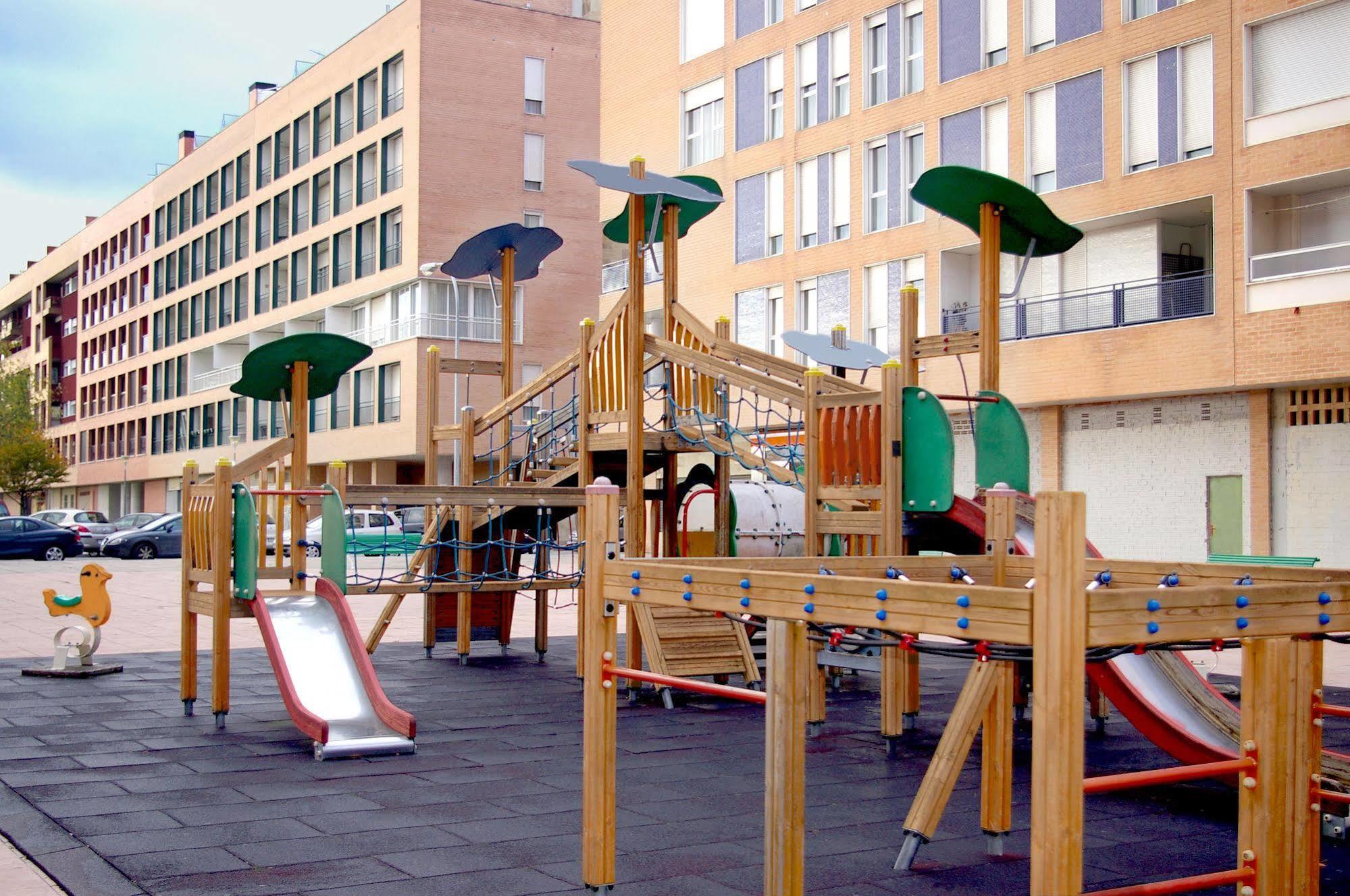 Suites Sercotel Mirasierra Pampeluna Zewnętrze zdjęcie
